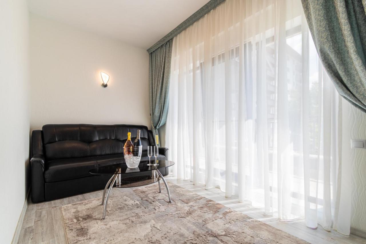 Hotel Bulevard Ramnicu Valcea Bagian luar foto